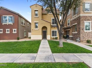 109 W Commerce Ct, Gilbert, AZ 85233