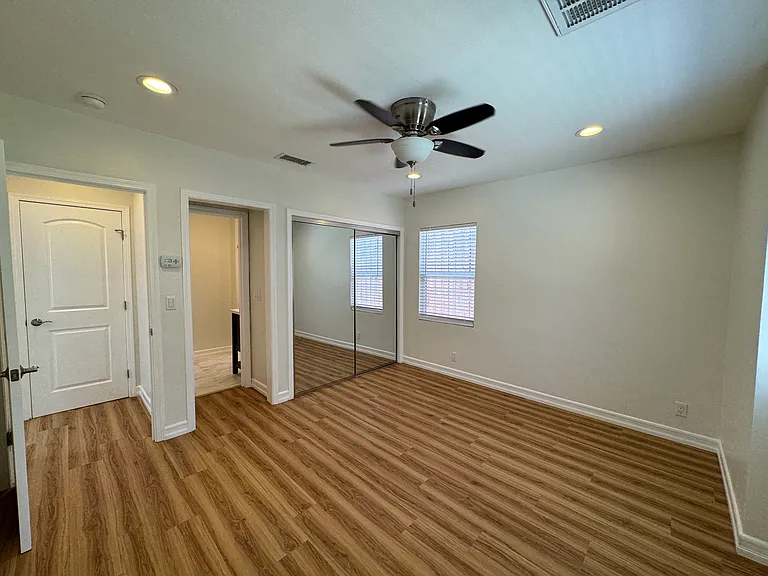 2150 Crescent Ave — Photo 14