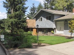 4715 Fox Hollow Rd, Eugene, OR 97405