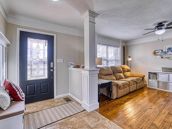 2nd image of 12440 Wayland Ct