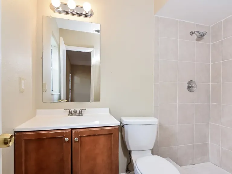 520 Wynnwood Dr — Photo 8