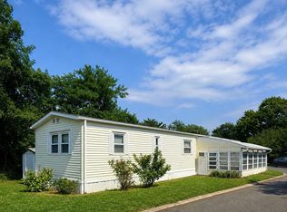 31 Westwood Dr W, Cape May, NJ 08204