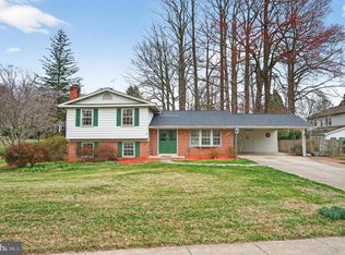 4815 Wakefield Chapel Rd, Annandale, VA 22003