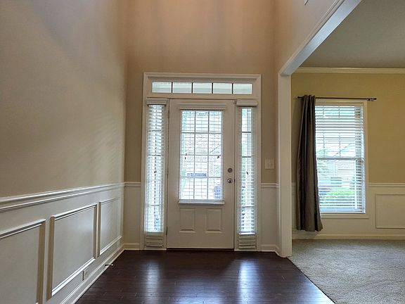 Entry Foyer