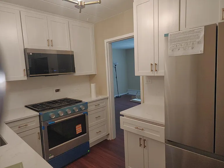 1318 Central St #1N — Photo 5