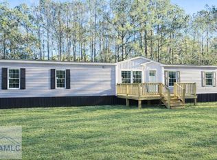 919 Bradwell Dunham Rd, Ludowici, GA 31316