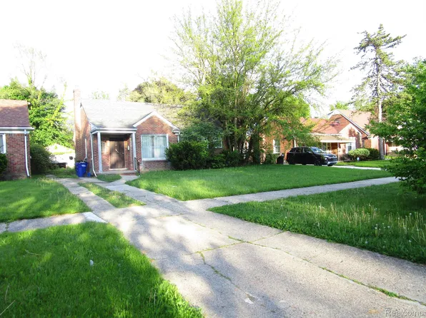 9220 Westwood St, Detroit, MI 48228