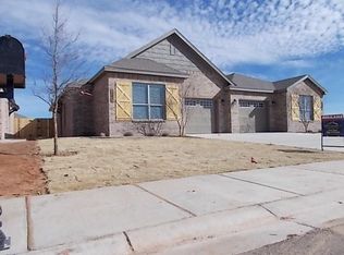 2002 102nd St #B, Lubbock, TX 79423