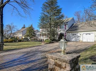 15 Wexford Dr, Monmouth Junction, NJ