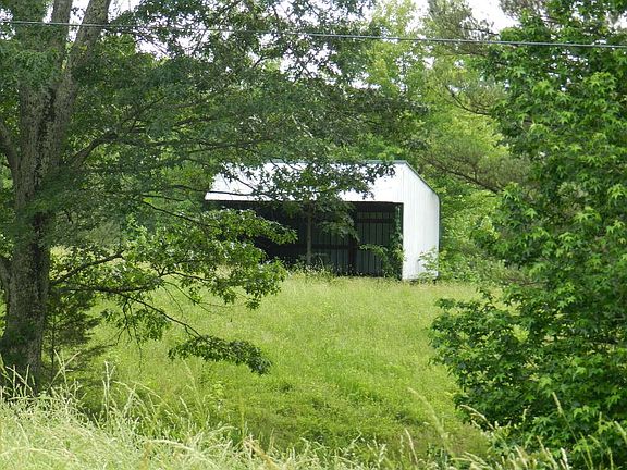3rd image of 269 Poston Chapel Ln
