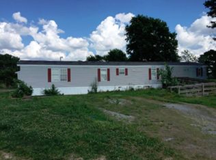 707 Mount Vernon Rd, Fairfield, IL 62837