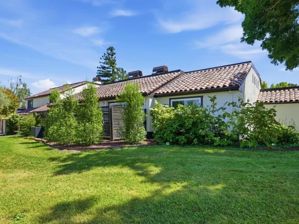 179 Vineyard Circle, Sonoma, CA 95476