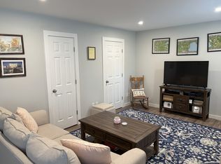 19 School St #21, Lebanon, NH 03766
