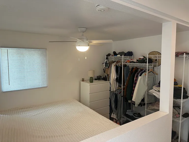 2958-68 Reynard Way #2960 — Photo 15
