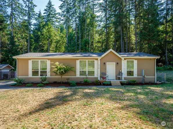17710 NW Bass Lane, Lakebay, WA 98349