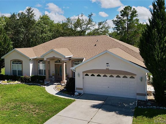 3rd image of 4 Dahlia Dr