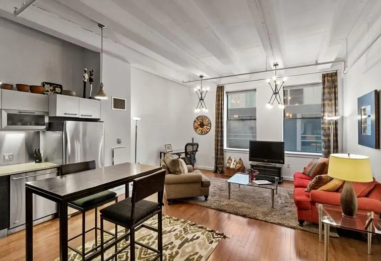 88 Kingston St #3E — Photo 1