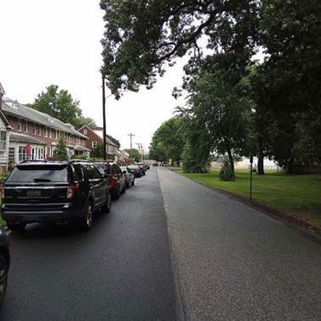 Exterior Neighborhood (street photo)