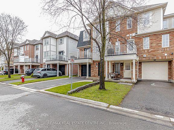2nd image of 924 Burgess Gdns