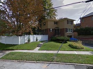 25312 Brattle Ave, Little Neck, NY 11362