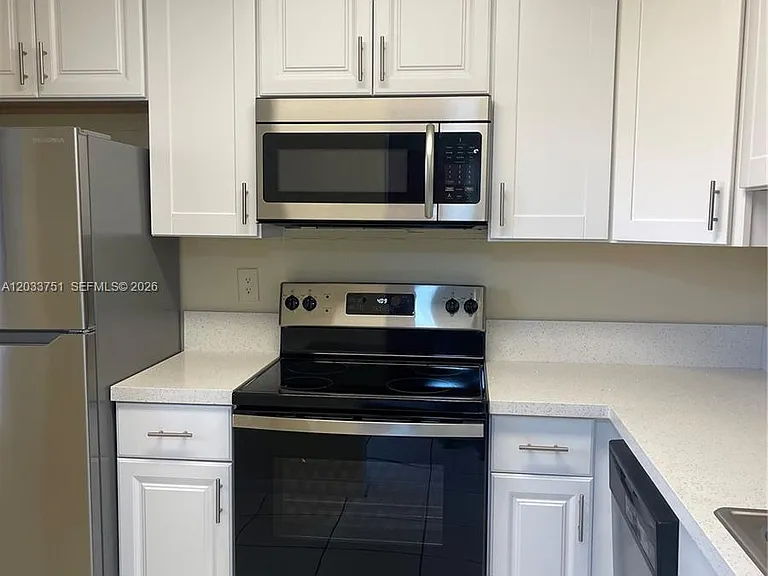 3252 Foxcroft Rd #307 — Photo 10