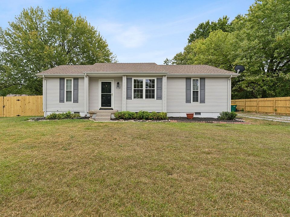 1st image of 418 Barksdale Dr