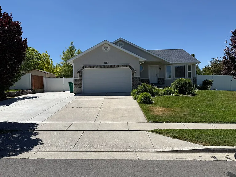 13878 S Shaggy Peak Dr — Photo 1
