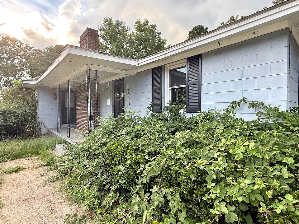 10224 Holly Springs Rd