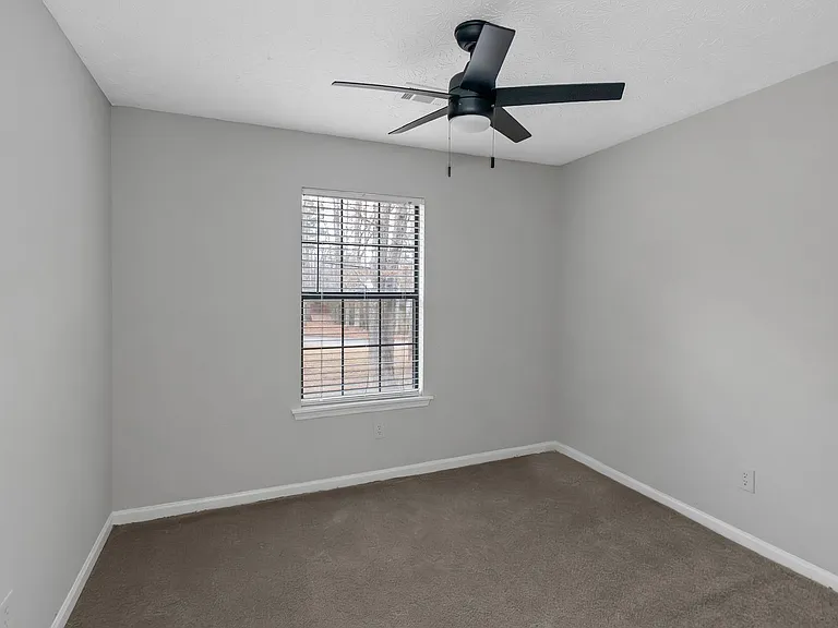 321 Summerwood Ln — Photo 27