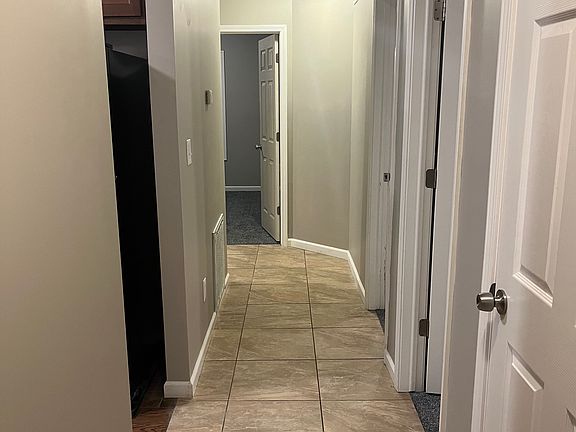 5th image of 550 Cottonwood Cir