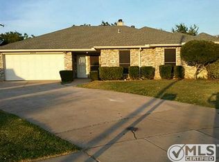 509 Carl Ct, Lewisville, TX 75057