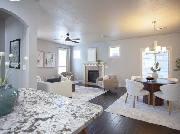 3967 N Park Crossing Ave, Meridian, ID 83646