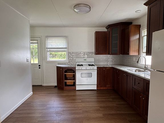 5th image of 253 Princeton Rd