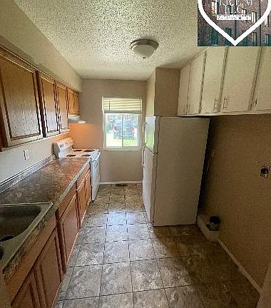 5th image of 405 Mars Dr #2