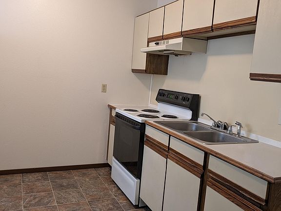 4th image of 1323 23rd Ave #5