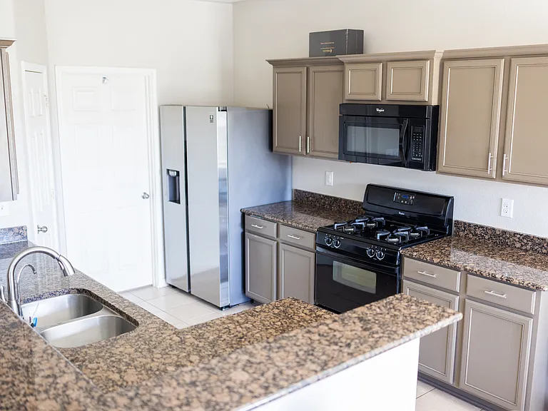 9807 Opal Rock Dr — Photo 5