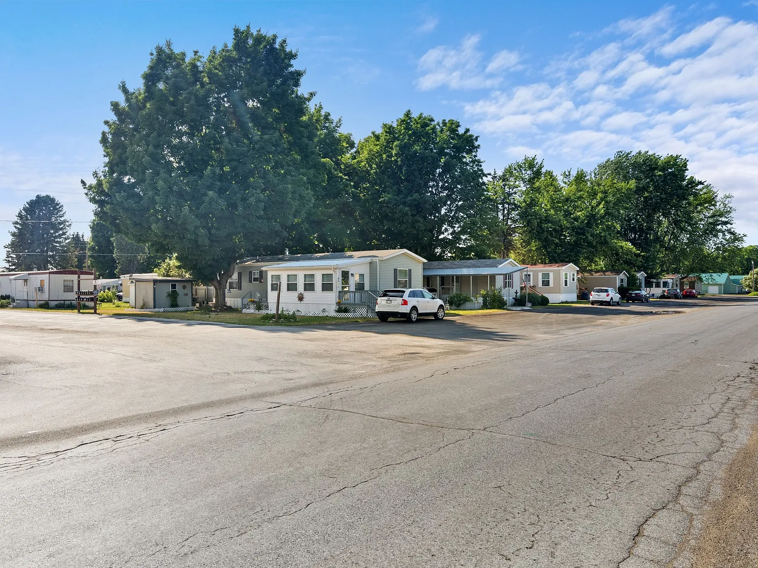2500 Nursery Rd — Photo 2