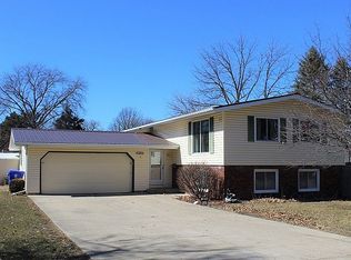 1015 Terry Ave, Kewanee, IL 61443