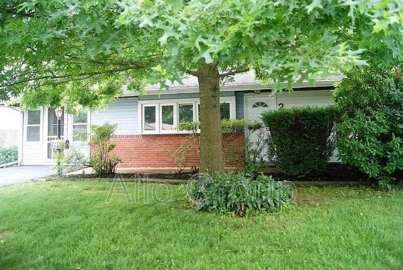 25 Martindale Dr
