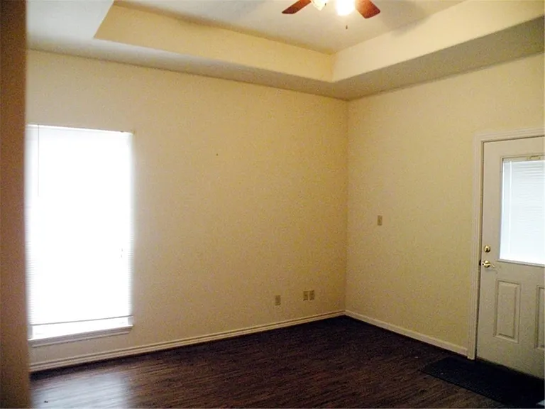 820 Tangle Oaks Dr — Photo 9