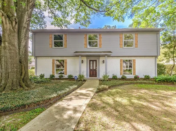 12503 Shepherds Ridge Dr, Houston, TX 77077