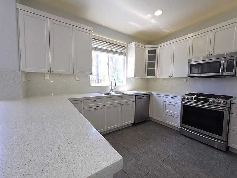 11577 Trailbrook Ln — Photo 6
