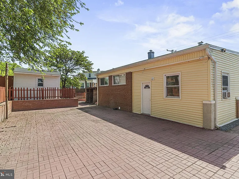 8030 New Riggs Rd — Photo 38