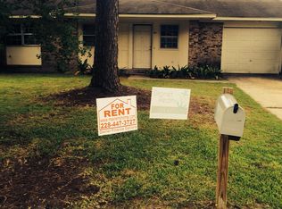 2031 Woodbury Rd, Gautier, MS 39553