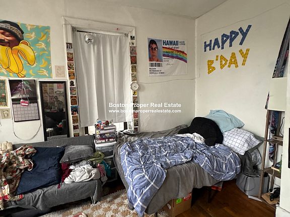 2nd image of 384 Marlborough St #43