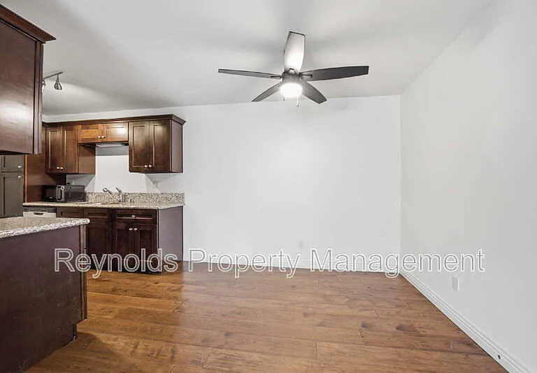 2344 Hosp Way #225 — Photo 2