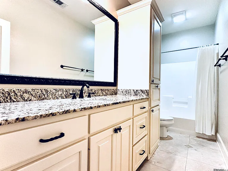747 Portula Ave — Photo 20