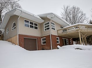 03304 M 66 N, Charlevoix, MI 49720