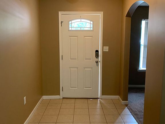 3rd image of 4280 Shelby Ln