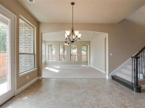 5th image of 7128 Chelsea Dr